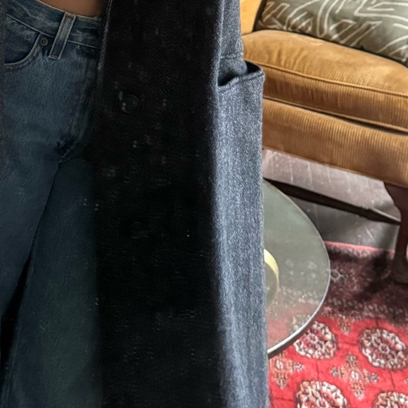 Floor length over sized trench coat - winter sz L - Picture 3 of 3